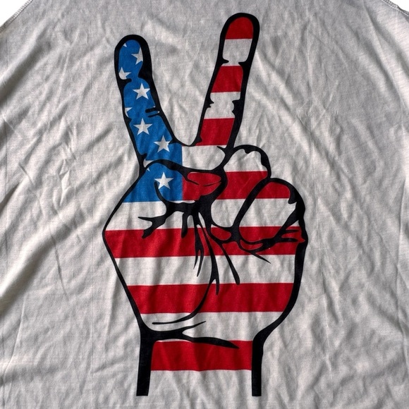NWT LA Soul Woman’s  USA Twisted Culture Tank Top American Flag Peace Size Large - Picture 4 of 6